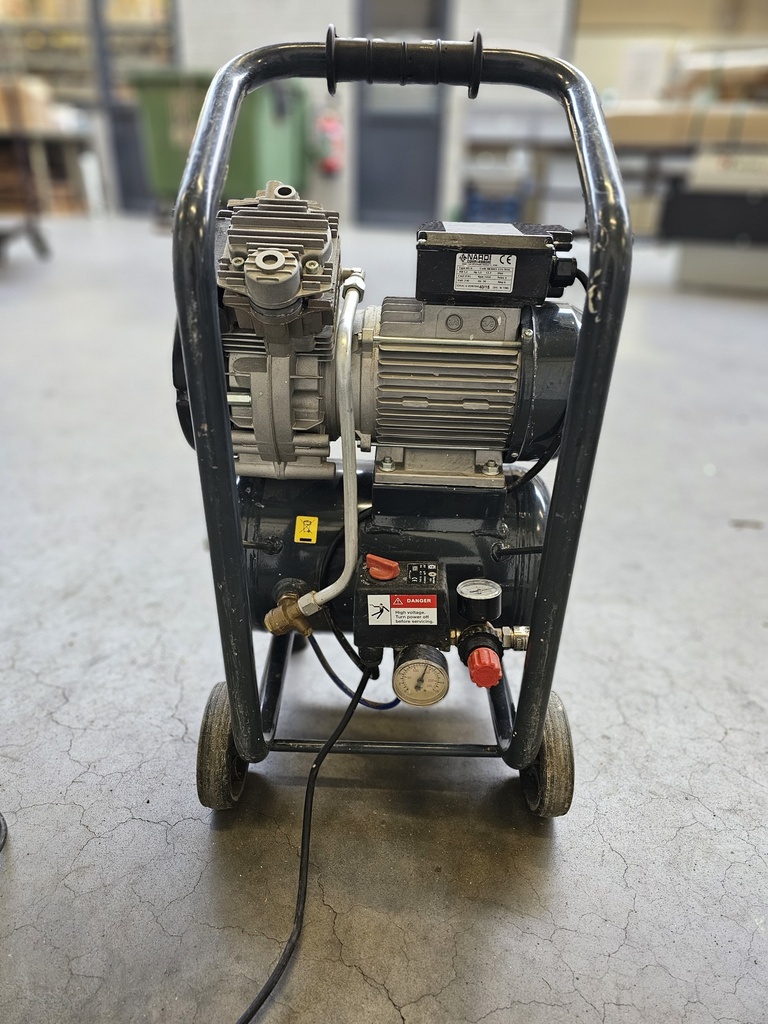 Tweedehands Compressor Contimac CM240/10/10/WF