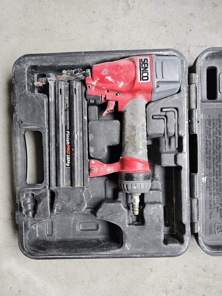 Tweedehands Senco Finish Pro 18  TF Pneumatische micropin tacker in koffer - 12-25 mm - 4,8-6,5 bar 