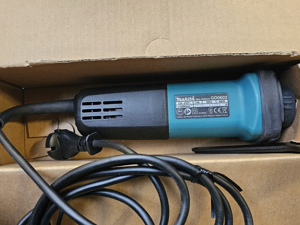 Tweedehands Makita GD0602