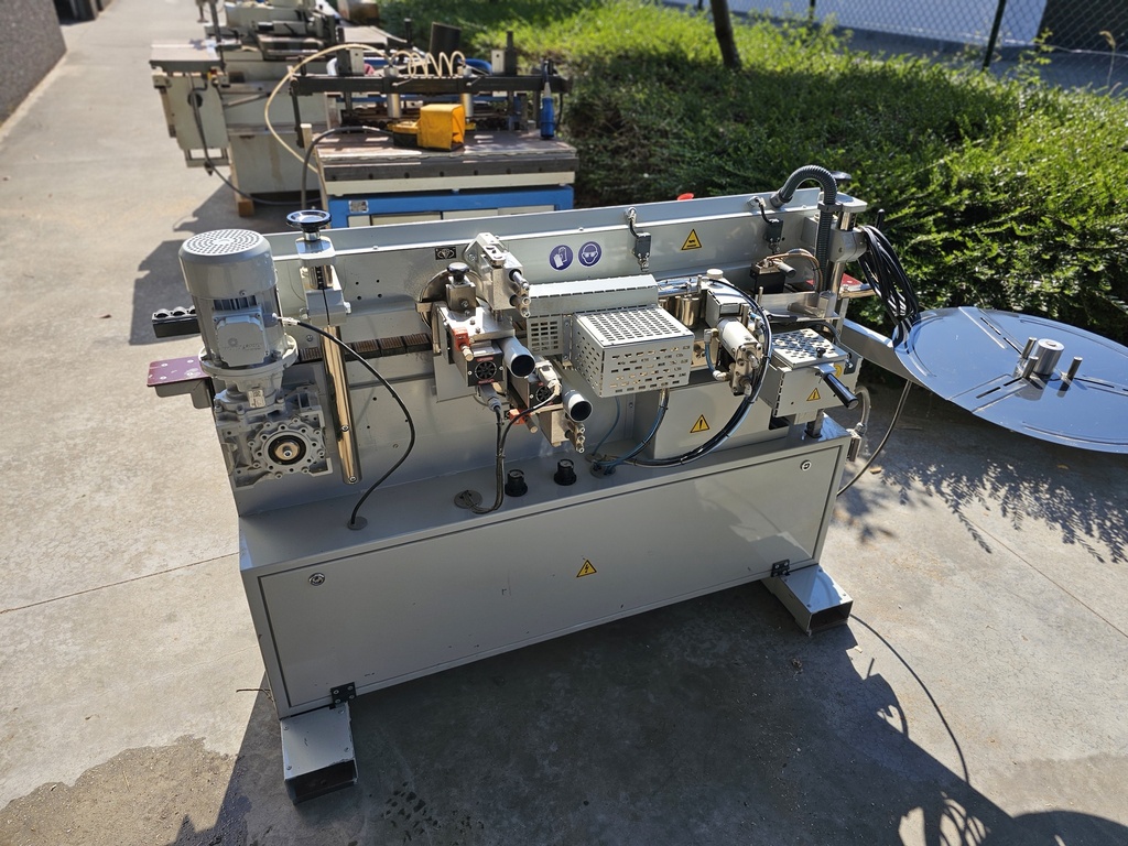 Tweedehands Kantenlijmer Robland Alpha 400 (230V mono)