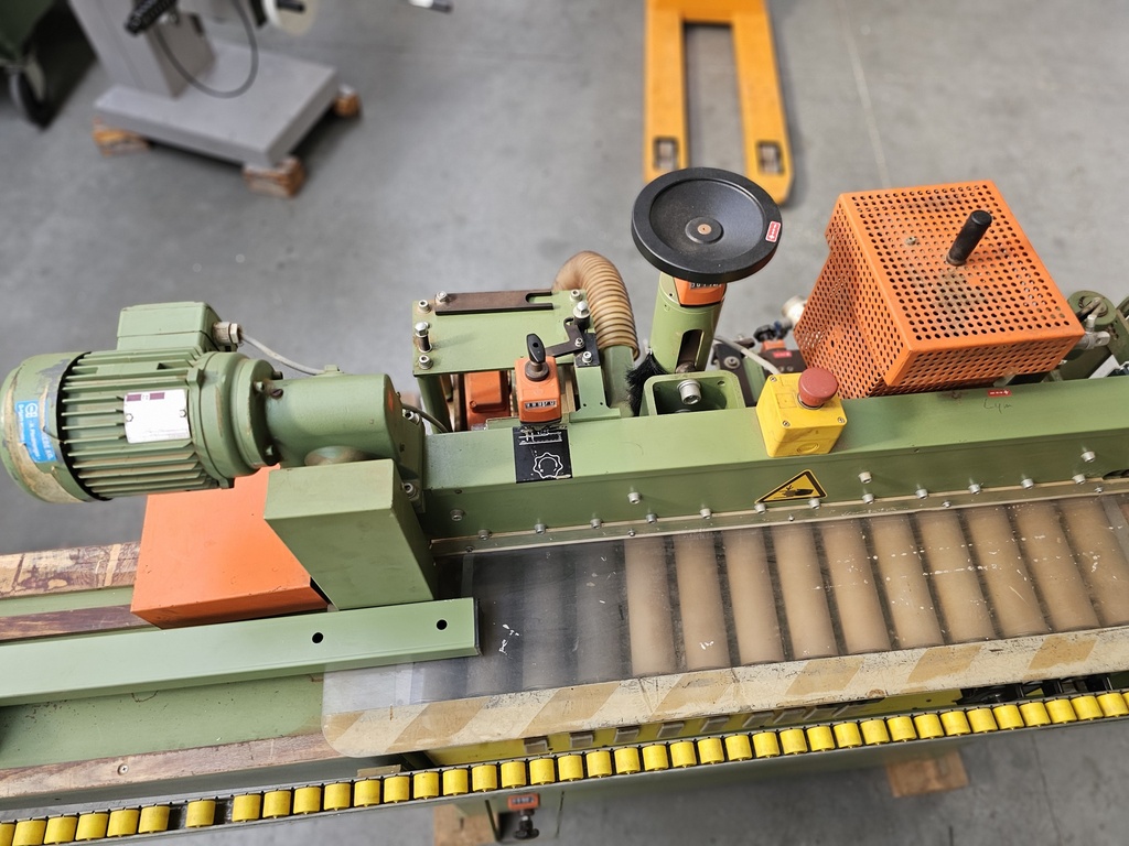 Tweedehands kantenlijmer EBM KDP 111 SL