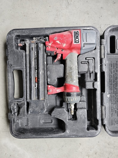 Tweedehands Senco Finish Pro 18 MG Geschikt voor minibrads van 15mm tot 50mm